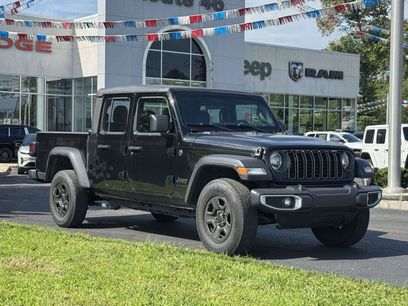 Used 2025 Jeep Gladiator Sport