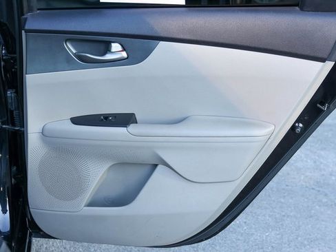 Used 2020 Kia Forte LXS image 15