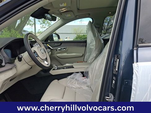 New 2026 Volvo XC90 B6 Ultra w/ Protection Package Premier AWD/4WD image 10