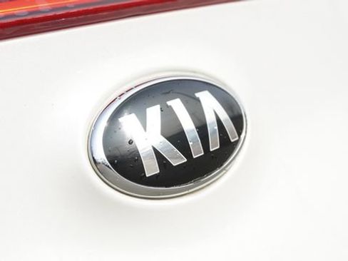 Used 2020 Kia Sportage EX w/ EX Technology Package image 12