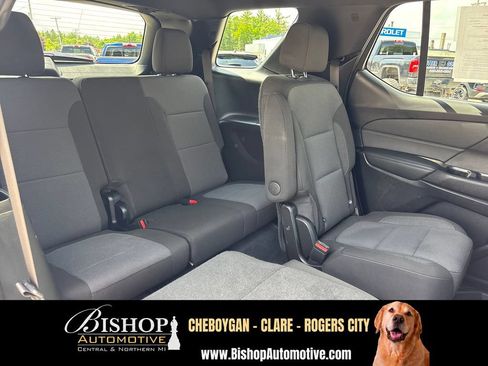 Used 2023 Chevrolet Traverse LT w/ LPO, Floor Liner Package AWD/4WD image 31