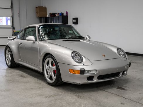 Used 1997 Porsche 911 4 Coupe AWD/4WD image 3
