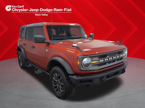 Used 2022 Ford Bronco Big Bend image 1