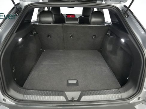Used 2023 Volkswagen ID.4 Pro RWD image 8