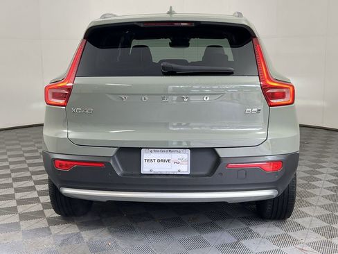 Certified 2024 Volvo XC40 B5 Plus image 9