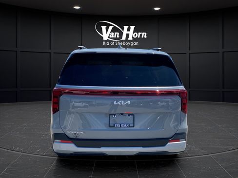 New 2026 Kia Carnival EX FWD image 7
