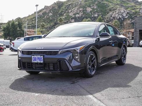 New 2026 Kia K4 GT-Line image 4