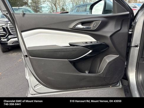 New 2025 Chevrolet Trax LT w/ LT Convenience Package image 12