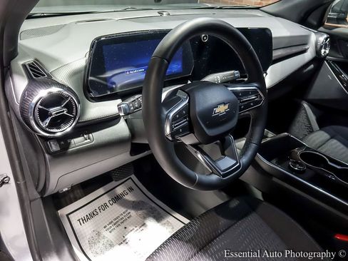 New 2026 Chevrolet Equinox LT image 10