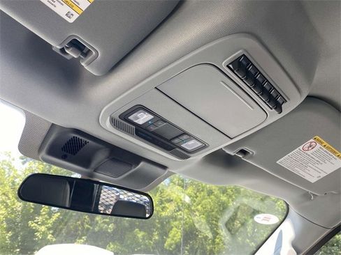 New 2025 Ford F550 4x4 Supercab Super Duty image 22