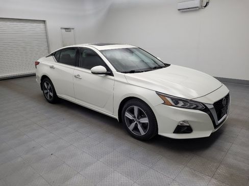 Used 2019 Nissan Altima 2.5 SL image 11