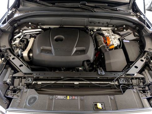 Used 2022 Volvo XC60 T8 Inscription w/ Advanced Package image 31