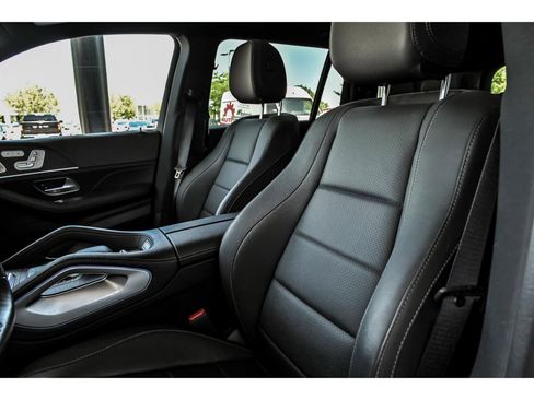 Certified 2025 Mercedes-Benz GLS 450 4MATIC image 12
