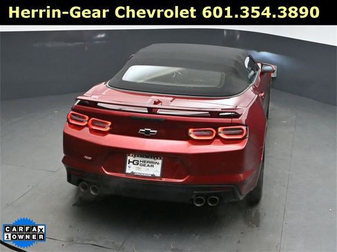 Used 2023 Chevrolet Camaro LT w/ RS Package image 28