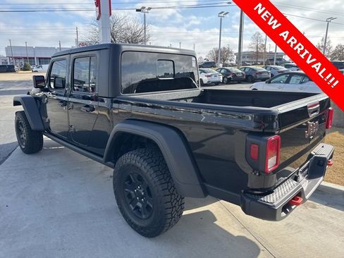 Used 2023 Jeep Gladiator Mojave w/ Cold Weather Group image 6