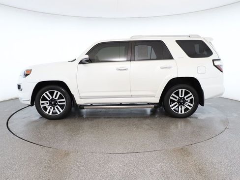 Used 2019 Toyota 4Runner Limited image 2