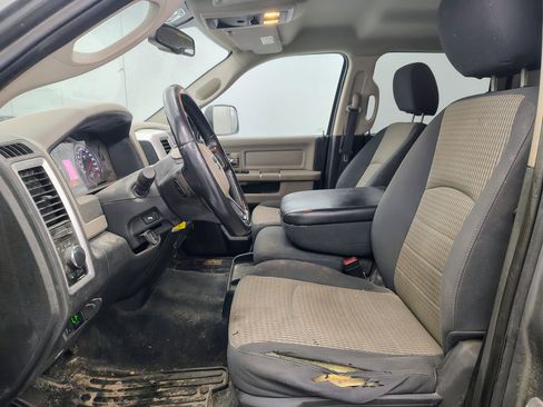 Used 2012 RAM 2500 SLT w/ Technology Group image 10