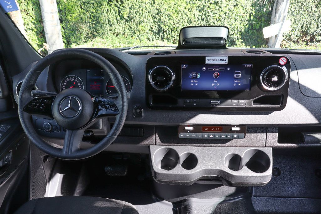 Used 2026 Mercedes-Benz Sprinter 2500 image 30
