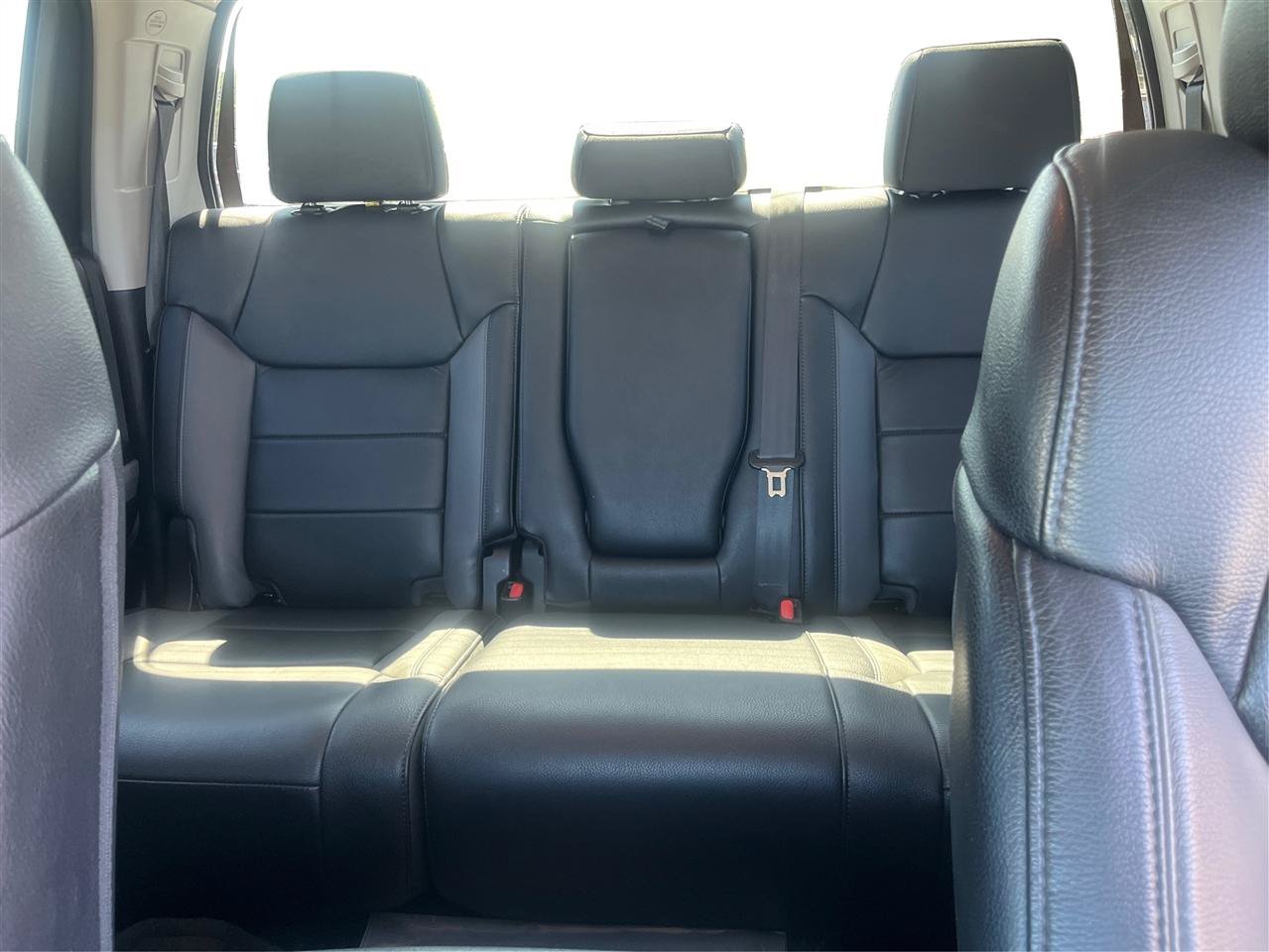 Used 2019 Toyota Tundra Limited w/ Limited Premium Package AWD/4WD image 15