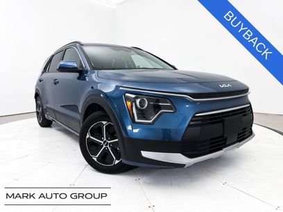 Used 2023 Kia Niro EX