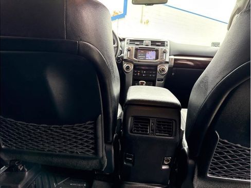 Used 2016 Toyota 4Runner Limited image 21