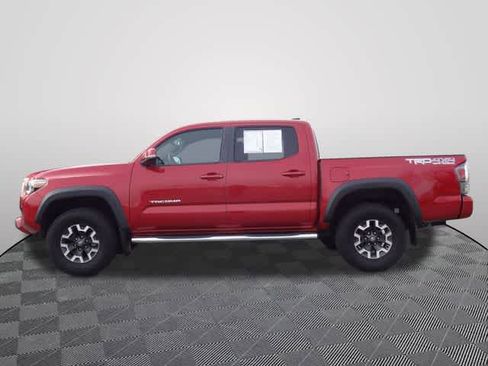 Used 2021 Toyota Tacoma TRD Off-Road w/ Technology Package AWD/4WD image 2