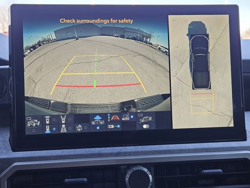 Certified 2025 Toyota Tacoma Trailhunter image 16