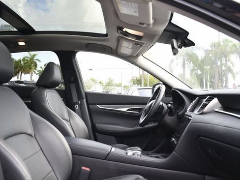 Used 2025 INFINITI QX50 Luxe AWD/4WD image 28
