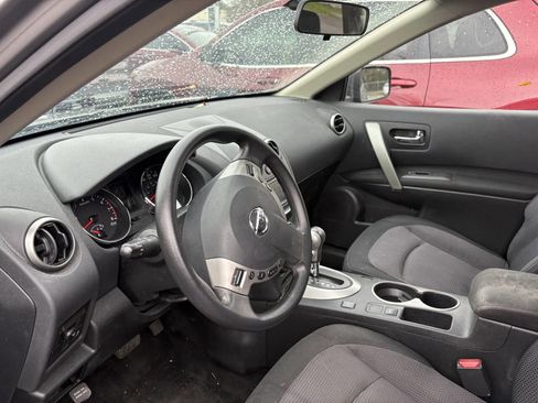 Used 2013 Nissan Rogue SV w/ Premium Pkg image 8