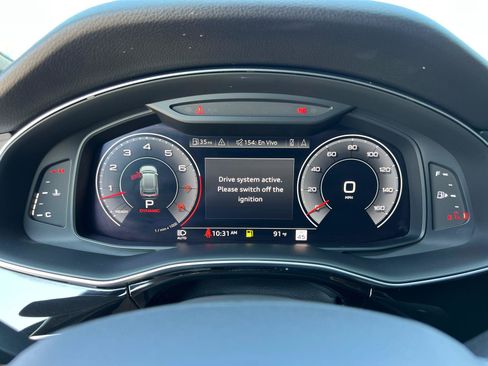 Used 2019 Audi Q8 Premium Plus AWD/4WD image 27