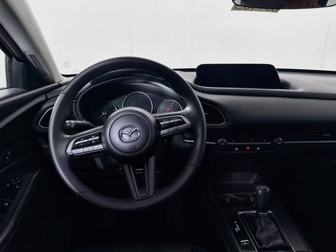 Used 2021 MAZDA CX-30 FWD 2.5 S w/ Select Package image 19