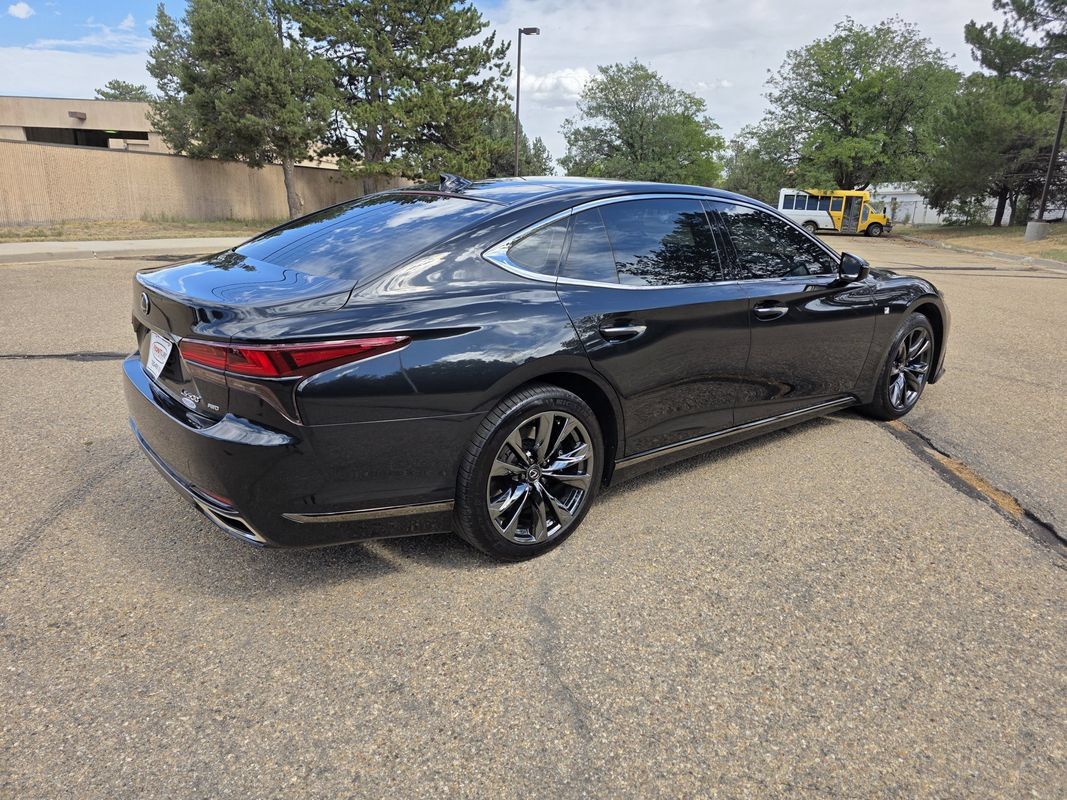 Used 2023 Lexus LS 500 F Sport w/ Accessory Package (Z1) AWD/4WD image 8