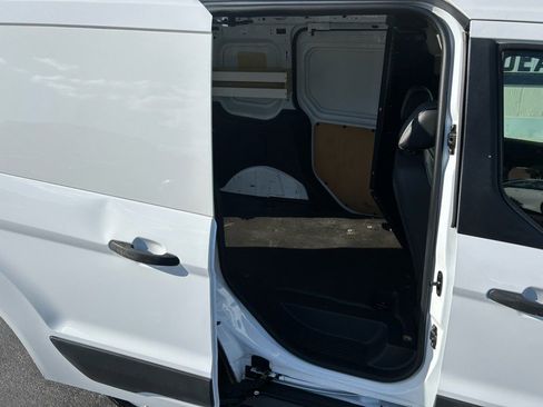 Used 2016 Ford Transit Connect XL image 20