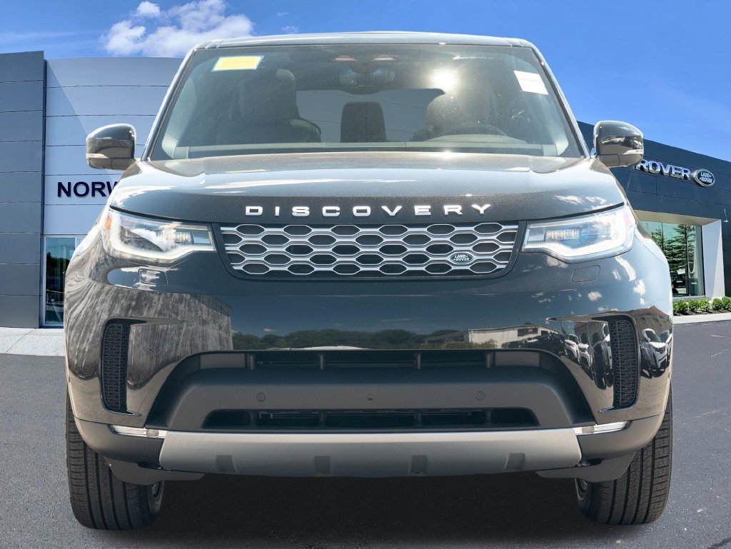New 2026 Land Rover Discovery Dynamic SE AWD/4WD image 2