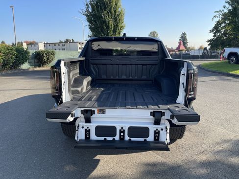 New 2026 GMC Hummer EV 4x4 Crew Cab image 60