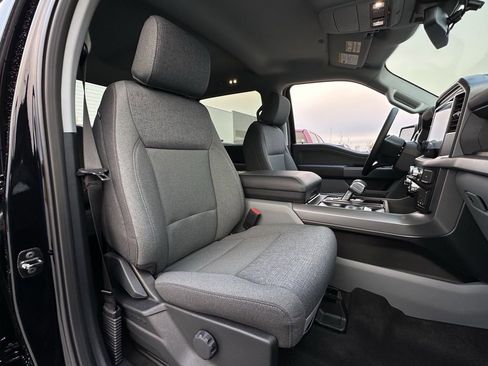 New 2025 Ford F150 Lightning XLT image 71