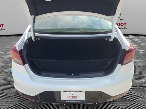 Used 2019 Hyundai Elantra SEL w/ Cargo Package FWD image 17
