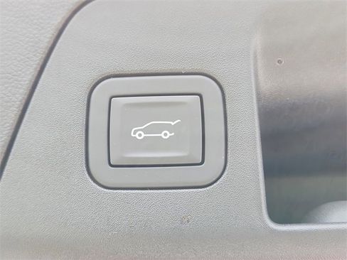 New 2025 Buick Envision Sport Touring image 6