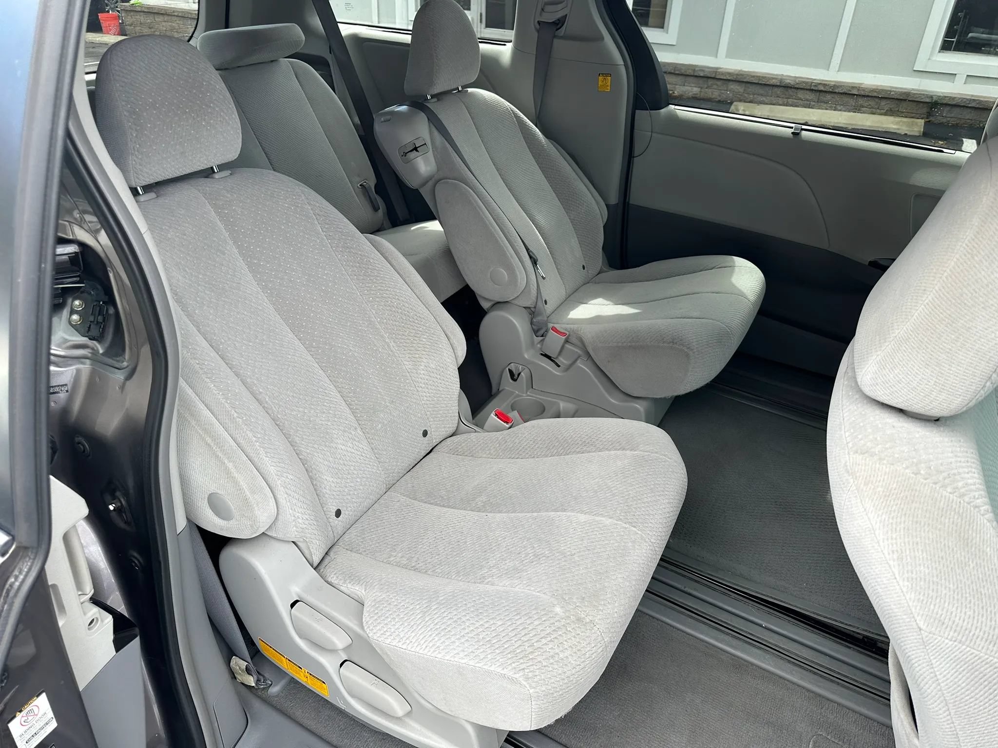 Used 2011 Toyota Sienna LE FWD image 13