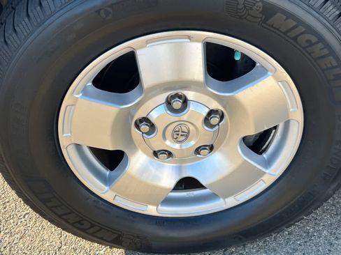 Used 2008 Toyota Tundra Limited image 16