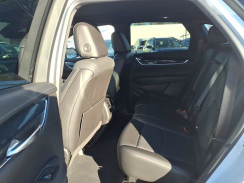 Certified 2024 Cadillac XT5 Premium Luxury w/ LPO, Floor Liner Package AWD/4WD image 16
