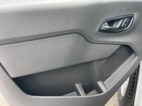 Certified 2025 Ford Transit 250 148 Medium Roof RWD image 5