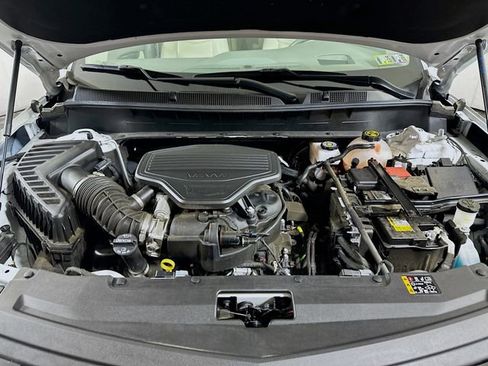 Used 2024 Cadillac XT6 Premium Luxury w/ Technology Package image 35