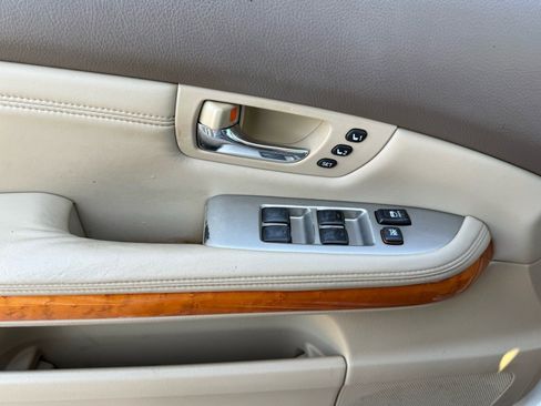 Used 2006 Lexus RX 330 image 42