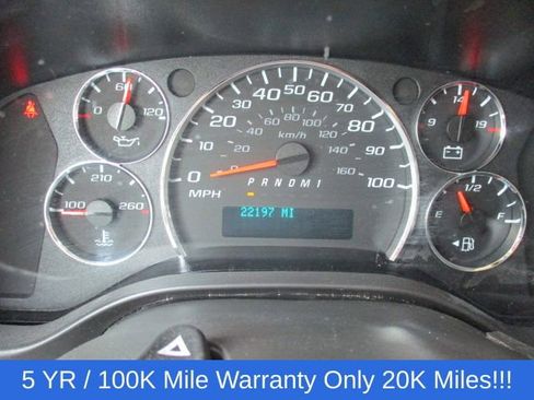 Used 2024 Chevrolet Express 2500 w/ Driver Convenience Package RWD image 15