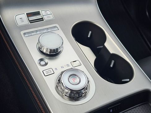 New 2026 Genesis GV70 3.5T Sport Advanced AWD/4WD image 19
