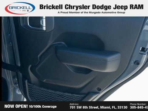 Used 2023 Jeep Wrangler Rubicon image 12