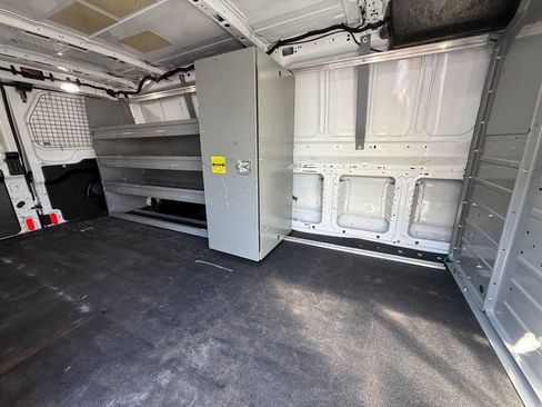 Used 2018 Ford Transit 250 148 Low Roof image 35