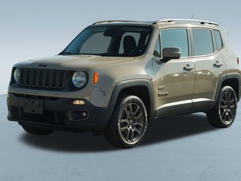 Used 2016 Jeep Renegade 75th Anniversary image 3