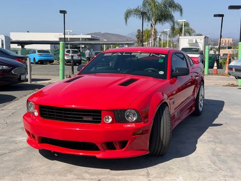 Used 2006 Ford Mustang GT RWD image 5